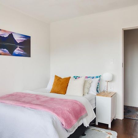 Sweet Home Between Cbd And University Hamilton Extérieur photo